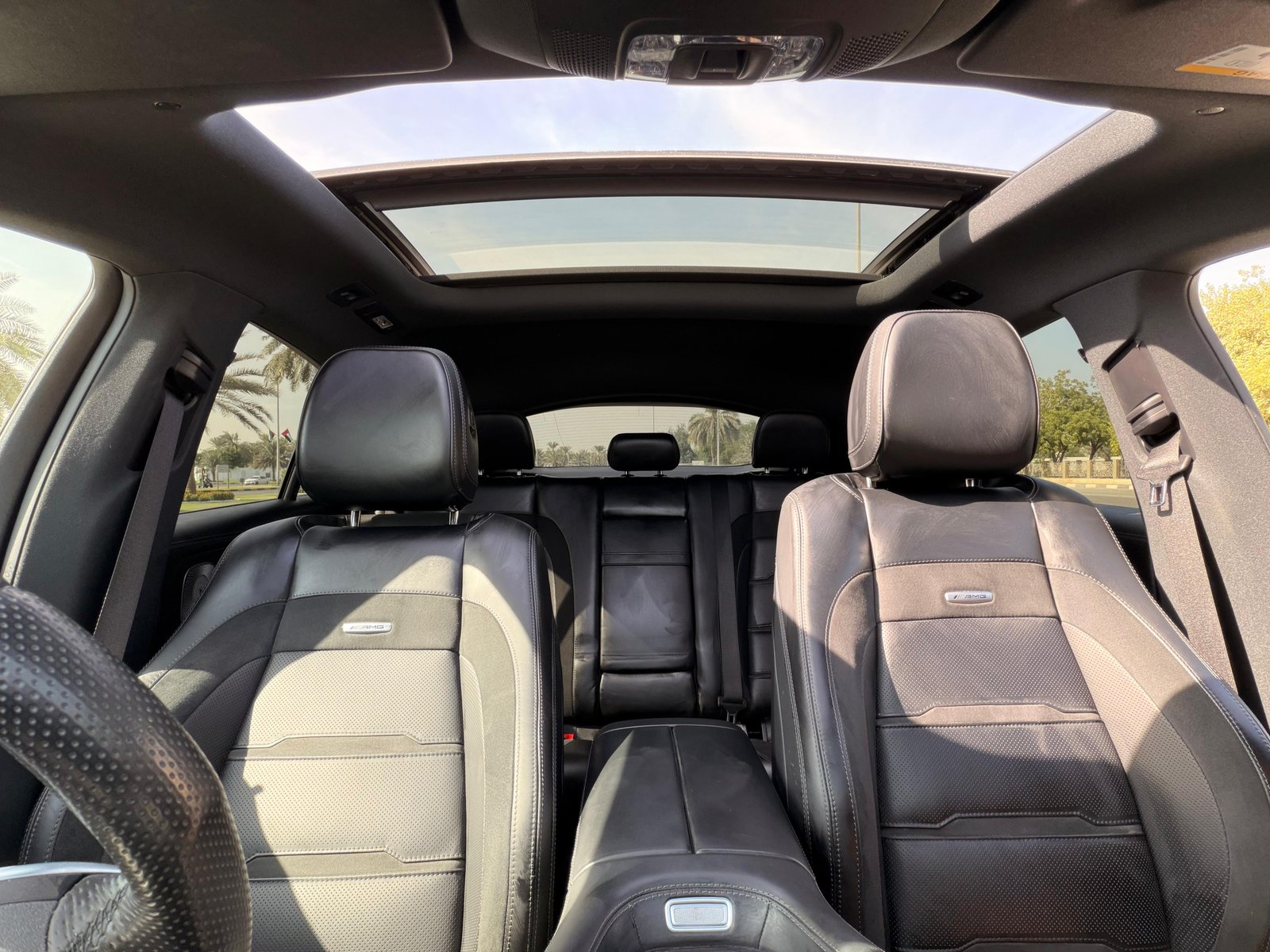 Mercedex Benz GLE53 2022 White image